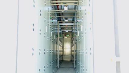 福建巨电半固态电池技术赋能山东储能转型——华润红光渔业储能电站项目解析